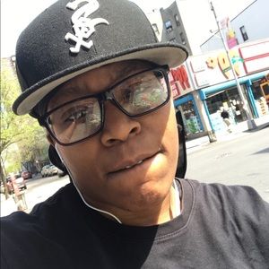 Meet your Posher, Elijah